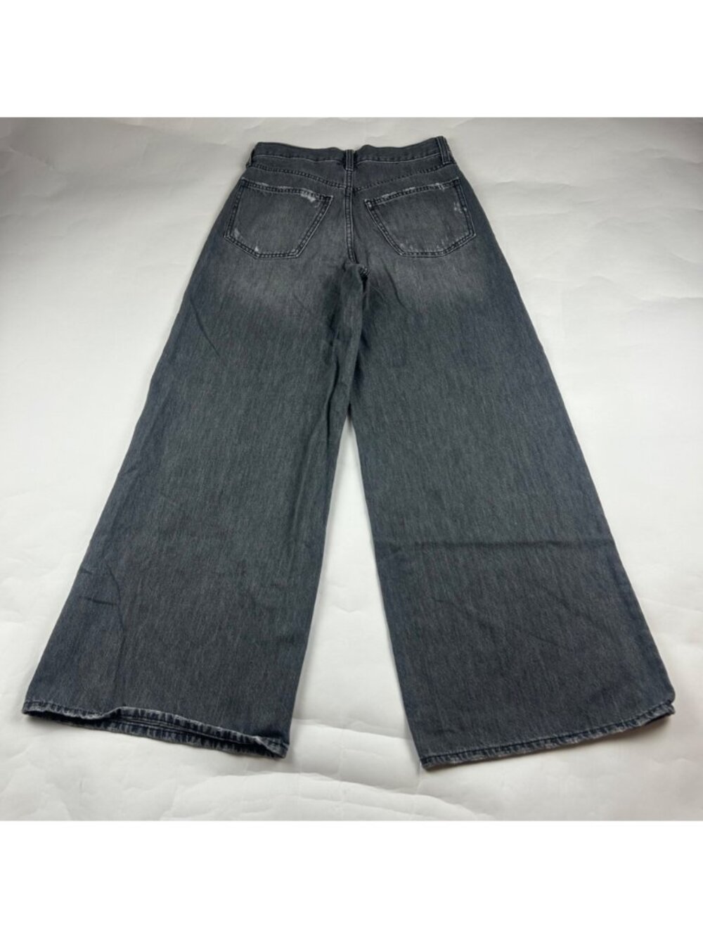 Universal Thread Washed Gray Distressed Denim Mid Rise Wide Leg Jeans 6R - Picture 6 of 7